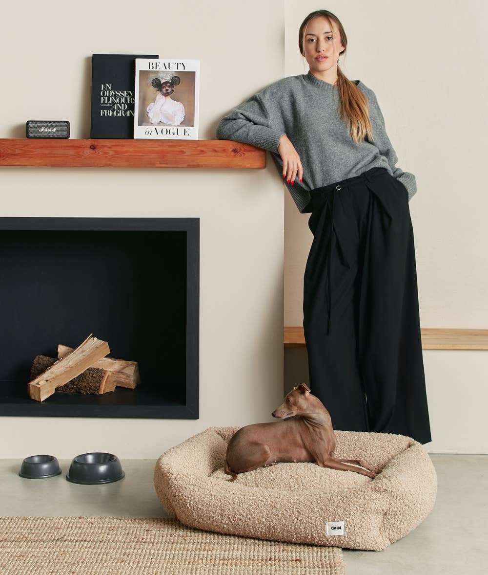 Beige Sheepdog Bed, Snozy