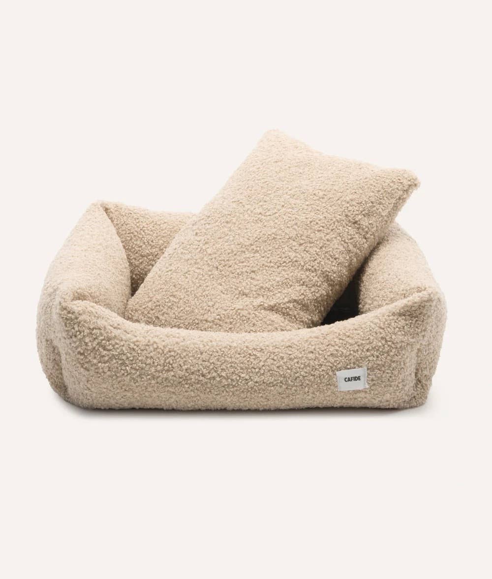 Beige Sheepdog Bed, Snozy