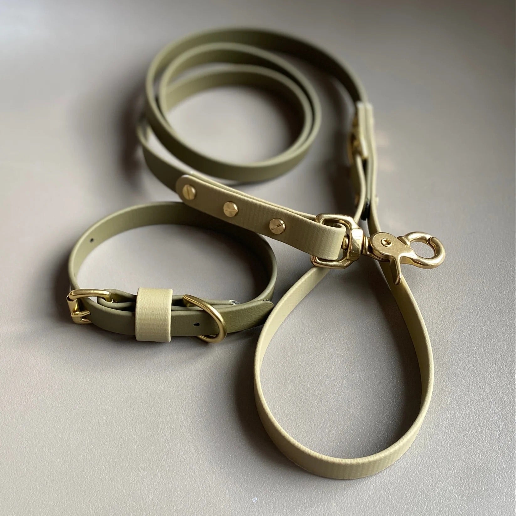 Bentley Olive & Khaki Colour Block Collar