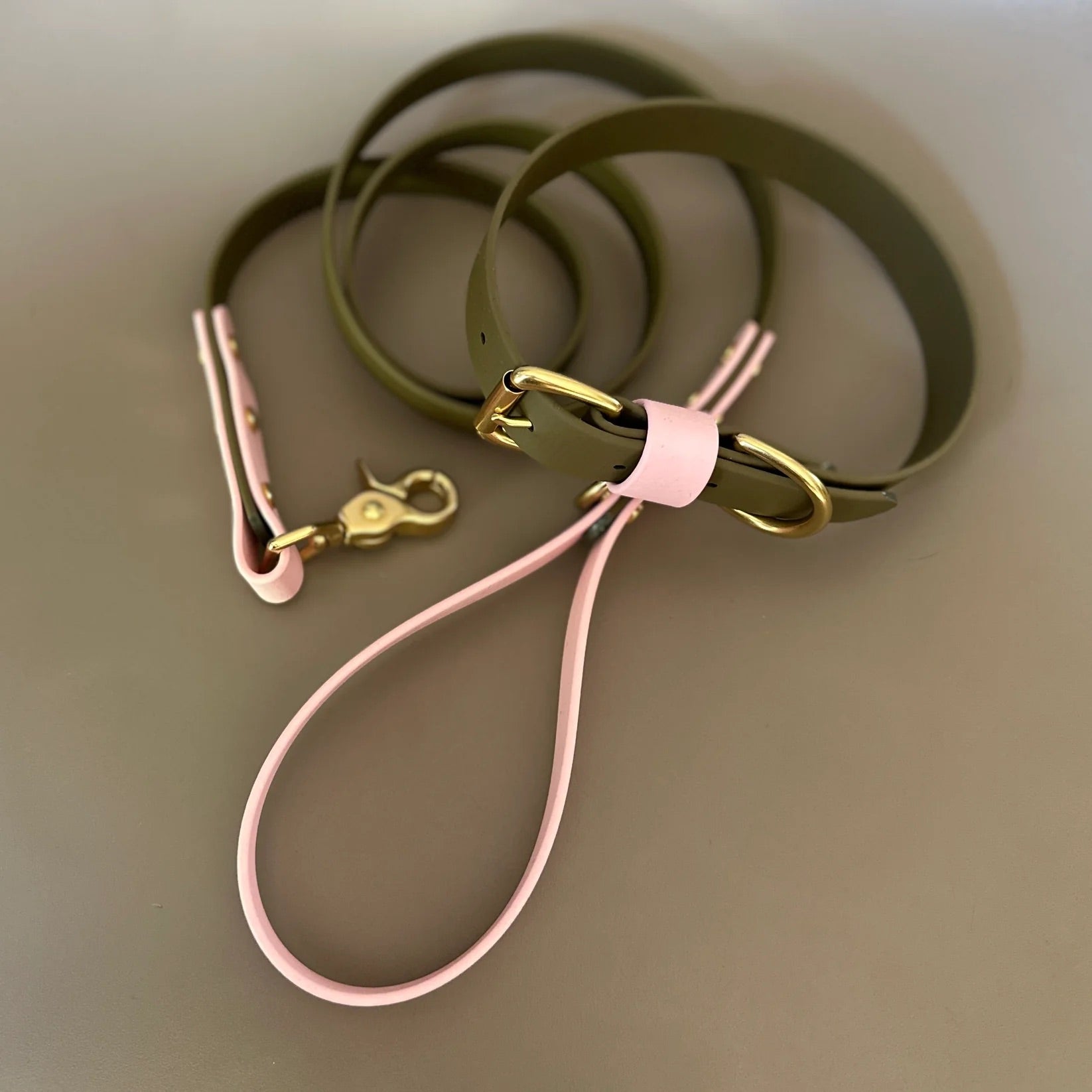 Petra Olive & Pastel Pink Colour Block Lead